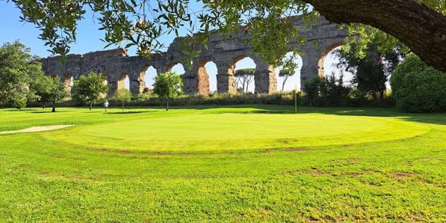 Archi di Claudio Golf Club