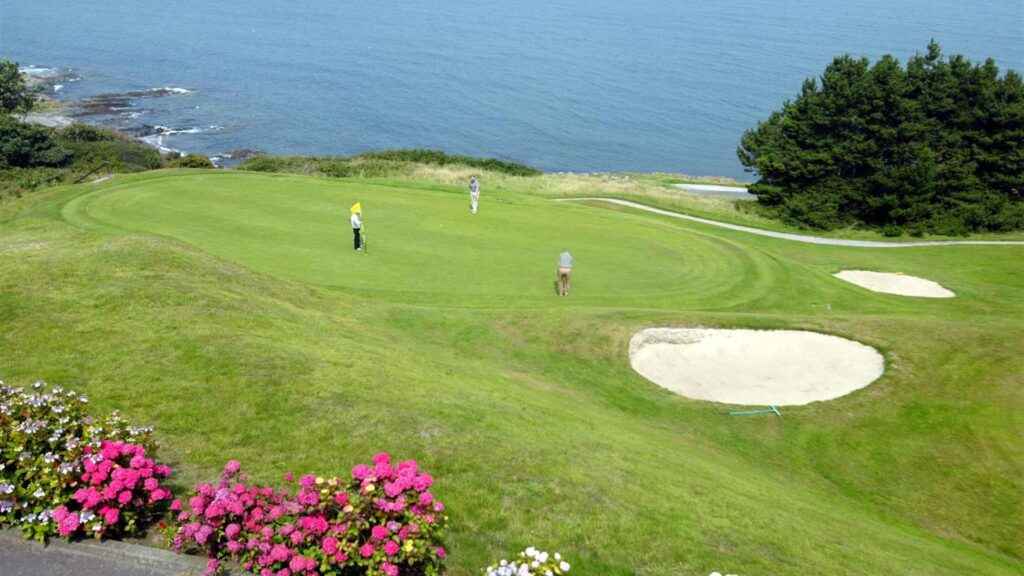 Carnalea Golf Club